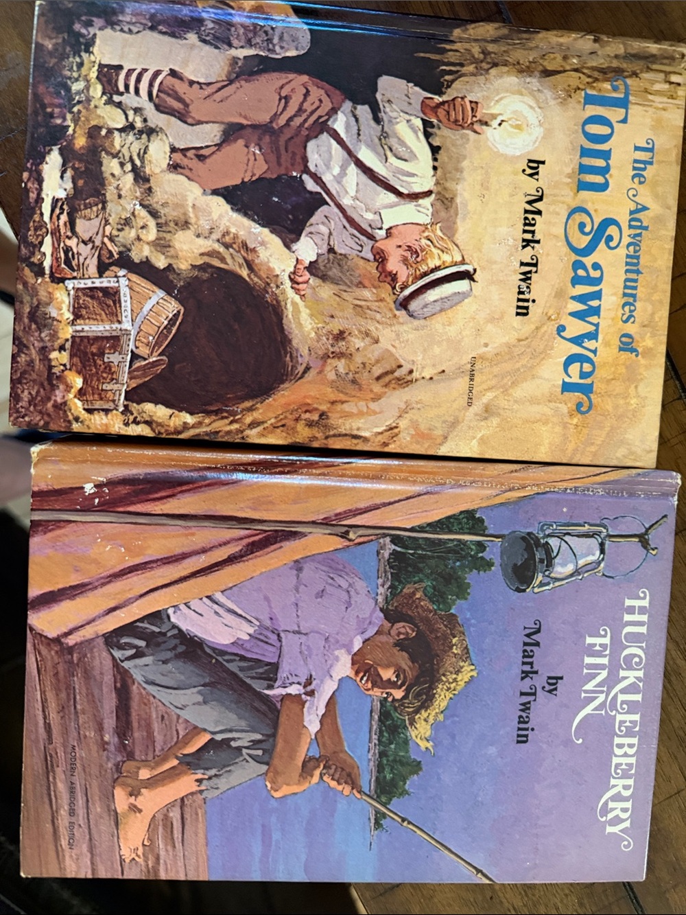 Tom Sawyer & Huckleberry Finn Classic Book Set - Beige & Purple Covers